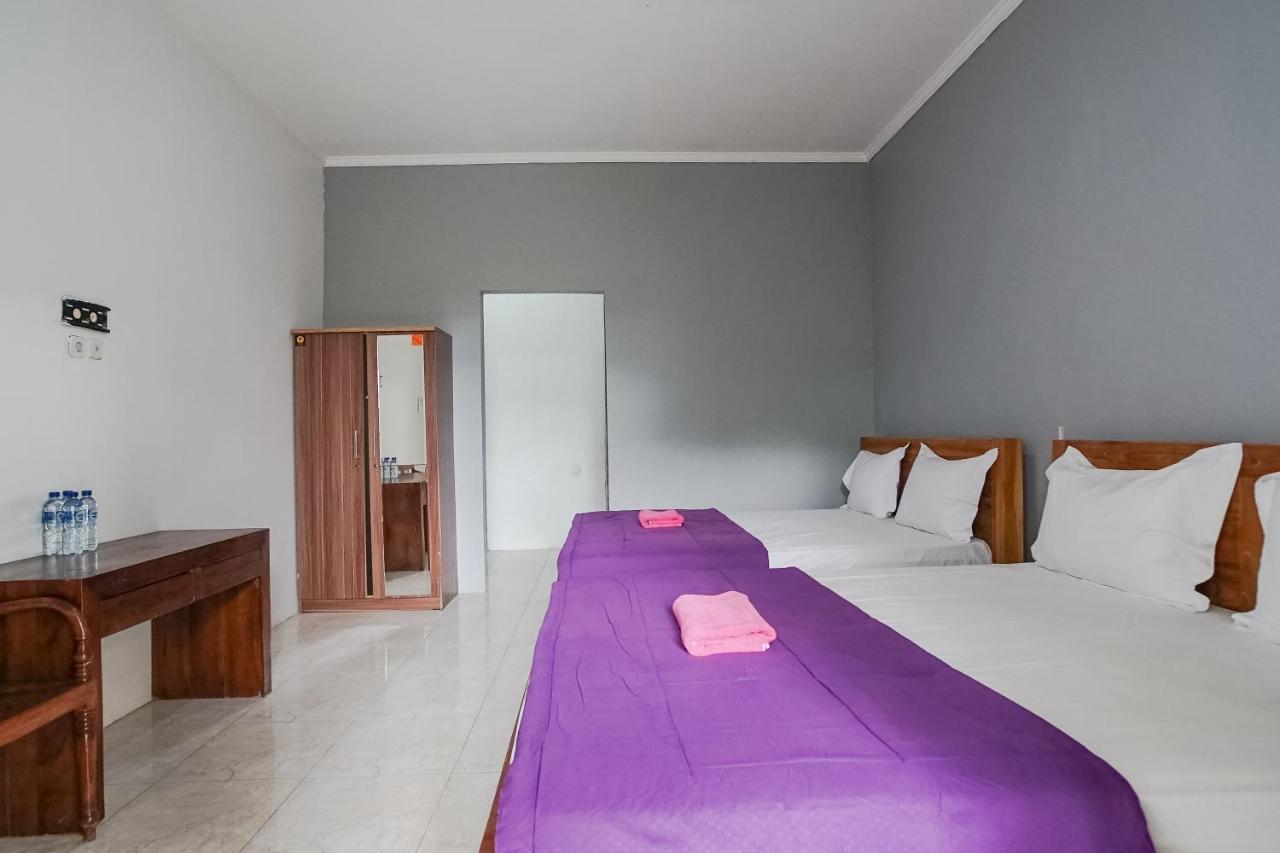 Ketapang Guesthouse Echo Beach Canggu Екстер'єр фото