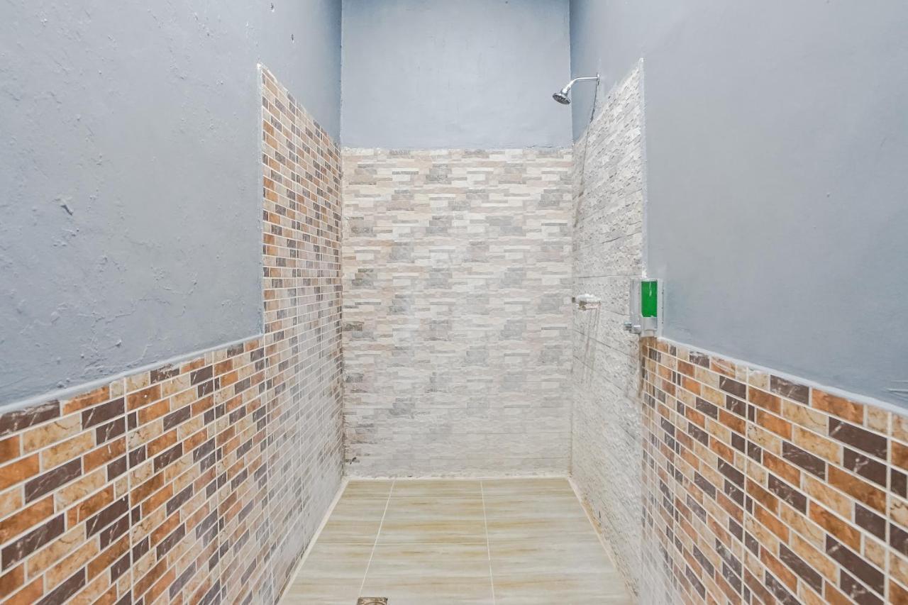 Ketapang Guesthouse Echo Beach Canggu Екстер'єр фото