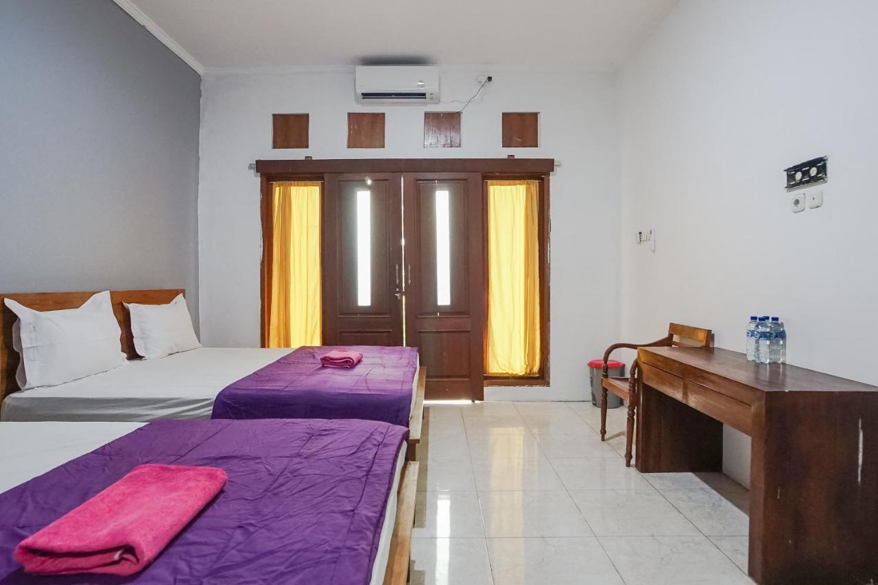 Ketapang Guesthouse Echo Beach Canggu Екстер'єр фото